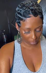 Hi!I am a licensed home based nail artist in Nashville TN. Toe services are  available 🫧