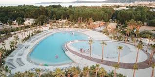 Camping Azur Beach Prairies De La Mer Frankreich Vacansoleil Camping Frankreich Campingplatz