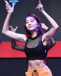 Momoland Hyebin Sports Bra Fashion Female