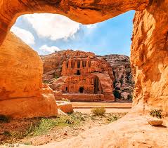 Es ist fast vollständig von landflächen umgeben (ausnahme ist eine schmale bucht des roten meeres und die ostseite des toten meeres). Jordan Pass Alle Infos Kosten Fur Den Jordanien Pass