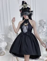 pin on gothic lolita fashion