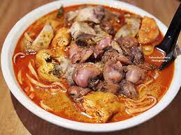 The chan sow lin interchange is located on the southern edge of the incorporated town of pudu, serving the locality alongside pudu lrt hyundai 3s in jalan chan sow lin, sungei besi is committed. Follow Me To Eat La Malaysian Food Blog The Best Curry Mee In Town At Girl And Mommy Famous Curry Mee Chan Sow Lin Food Court