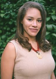 Christina Davidson's Instagram, Twitter & Facebook