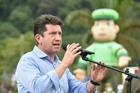 Durante la rueda de prensa el ministro botero manifestó el interés por parte de colombia de disponer de inteligencia artificial y de plataformas tecnológicas que permitan el en cuanto a la posible solicitud y trasferencia de aviones de superioridad aérea, el ministro de defensa manifestó: Ministro De Defensa De Colombia Asegura Que El Narcotrafico Se Esta Tomando Venezuela Con Complicidad De Maduro Internacional Noticias El Universo