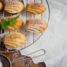 Madeleines Aux Amandes Recette Madeleines Aux Amandes Idee Recette Cuisson Des Aliments
