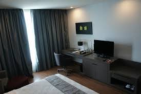 49514 reviews from hotels in kuching with aggregated rating of 8.5/10. The Desk And Tv Tv A Bit Small For A 5 Star Hotel Though Picture Of Pullman Kuching Tripadvisor