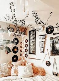 Closing on wednesday, 28 apr. 750 Ukulele Chords Ideas In 2021 Ukulele Chords Halloween Party Kids Ukulele