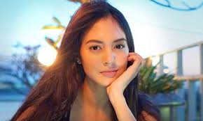 Hasil gambar untuk here we are, aurelie moeremans