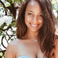 Paola Lendof (@paolendof) • Threads, Say more