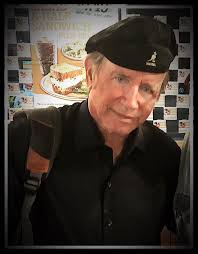 This is a MUST SEE... Chicago Iron great and great friend and great human  being. The late Fred Schutz in a vintage Sears TV commercial. Fred was the  kindest man in bodybuilding /