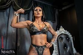 Mistress Kennya - Worship my muscles