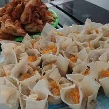 Resep Siomay Ayam Kuah Pangsit Goreng 1 Adonan Daging Simpel Oleh Tintin Rayner Cookpad Pangsit Resep Adonan