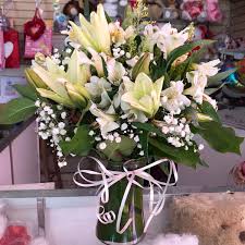 3901 long beach blvd., long beach ca 90807 phone : La Florecita Flowers On Twitter Flowers Make A Beautiful Table At Home What Do You Think Of This Beautiful Bundle Of White Flowers Alstroemerias Lilies Baby S Breath And Greens La Florecita In Longbeachca