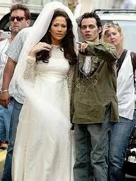Jennifer Lopez And Marc Anthony Was Married From 2004 To 2014 And Then She Got Smart 2004 Hollywood Wedding Wedding Dresses Photos Wedding Dresses