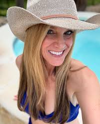 Good morning! Decreasing clouds today with highs in the low 50s. Temps will  be a few degrees cooler near the lake!