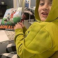 Ronaldo: A Boy Who Became A Star. Inspiring children book about one of the  best soccer players in history. eBook : Herman, Steve: Amazon.ca: Boutique  Kindle