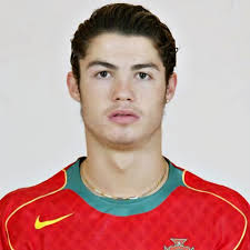 2004. 2025 0 goles 0 goles en fases K.O en fases K.O del Mundial. del  Mundial. Pero dice ser el mejor de la historia 🤡🤣