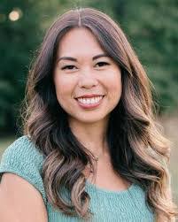 Jennifer Chen's Instagram, Twitter & Facebook