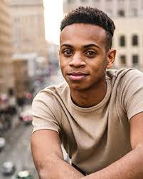 Kris Anthony's Instagram, Twitter & Facebook