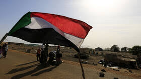 Unknown السبت, أكتوبر 18, 2014. Ø§Ù„Ø³ÙˆØ¯Ø§Ù† Ù…Ù‚ØªÙ„ Ø¶Ø§Ø¨Ø· Ø¨Ø±ØªØ¨Ù‡ Ø±ÙÙŠØ¹Ø© Ø¹Ù„Ù‰ Ø§Ù„Ø­Ø¯ÙˆØ¯ Ù…Ø¹ Ø¥Ø«ÙŠÙˆØ¨ÙŠØ§ ÙˆØ£Ù†Ø¨Ø§Ø¡ Ø¹Ù† Ø­Ø´ÙˆØ¯ Ø¹Ø³ÙƒØ±ÙŠØ© Ø¨Ø§ØªØ¬Ø§Ù‡ Ø§Ù„Ù…Ù†Ø·Ù‚Ø© Rt Arabic