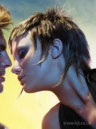 Want a fashionable short spiky haircut? 2009 Layered Flicks Hairstyle Hji