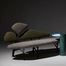 Furniture and decoration for professionals. Home English La Chance