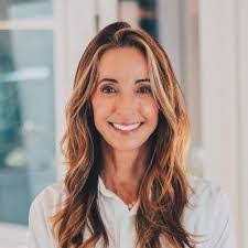 Terry Leonard's Instagram, Twitter & Facebook