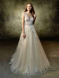 Brautmode enzoani jetzt bei bella sposa in fürth. Lavender Enzoani