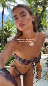 This bikini is only £4🥵 make sure to shop our final sale before it’s all  gone 🤍