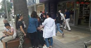 Web sitesinde yer alan verilere göre saat 23.03'de merkez üssü denizli çardak olan 4.0 büyüklüğünde deprem meydana geldi. Denizli De Korkutan Deprem Denizli Deki Depremden Son Haberler Son Dakika Haberler