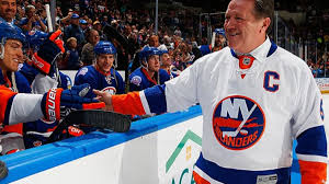 The fans showed in force anyway wednesday night. Islanders Fans Dump Beer On Islanders Legend Denis Potvin The Hockey News On Sports Illustrated