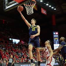He played college basketball for the michigan wolverines. Nba Franz Wagner Bruder Von Moritz Wagner Meldet Sich Fur Draft An