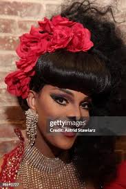 23,952 Tyra Stock Photos, High-Res Pictures, and Images