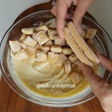 Yalanci Profiterol Yemek Tarifleri Yemek Yiyecek Ve Icecek