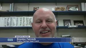 Former Texas head coach Fred Akers dies at 82