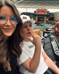 Courtney Hohl • Texas Luxury Real Estate Broker (@thecourtneyhohl) ·  Instagram photos and Reels