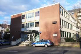 Das zeigt eine aktuelle auswertung der bausparkasse lbs in leverkusen. Polizeiwache Opladen