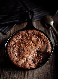 Biscuits Fondants Au Chocolat A Partager Ricardo Recipe Dessert Chocolat Food Recipes