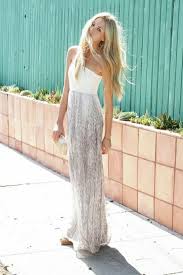 Wir bieten eine große auswahl an sommerkleidern für modische damen 2021. Lange Sommerkleider Der Grosste Hit Diesen Sommer Archzine Net Sommer Kleider Mode Alltagskleider