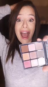 Je capote !!! 😜😂, Sérieusement, cette palette est trop parfaite !!! 🥰❤️,  Palette tic-tac-toe ❌⭕, #makeup #maquillage, #bossmom #maquillageyeux  #eyemakeup #mommakeup