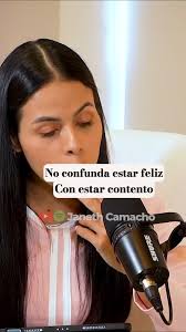 Confundir esto puede resultar algo riesgoso cuando de felicidad se habla.,  🎙️ Podcast completo con @sylvianetwork en YouTube: @janethcamachoc de  @fuertementepodcast ., #podcast, #ideas , ...