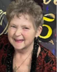 Shelly Steen's Instagram, Twitter & Facebook