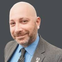 Roble Hussein's Instagram, Twitter & Facebook