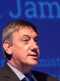 Rachid Benzine, islamologue: "Faute d'Histoire,