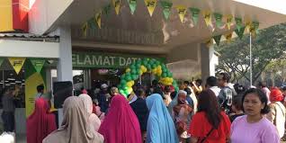 Jadi bisa menjaga kantong tetap aman, walau banyak produk yang dibawa pulang. Sempat Viral Karena Akan Tutup Permanen Ini Kata Manajemen Giant Margo City Merdeka Com