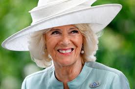 Queen Consort Camilla breekt met jarenlange traditie van Elizabeth en dat  heeft vergaande gevolgen