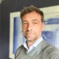 500+ perfiles de «Darcy»