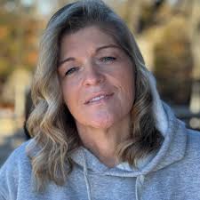 What are some nice and affordable hotel suggestions in Branson, Missouri?