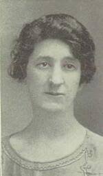 Pauline Mast's Instagram, Twitter & Facebook