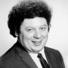 Demosthenes (Stavros) and Marty Allen (Marty Allen).